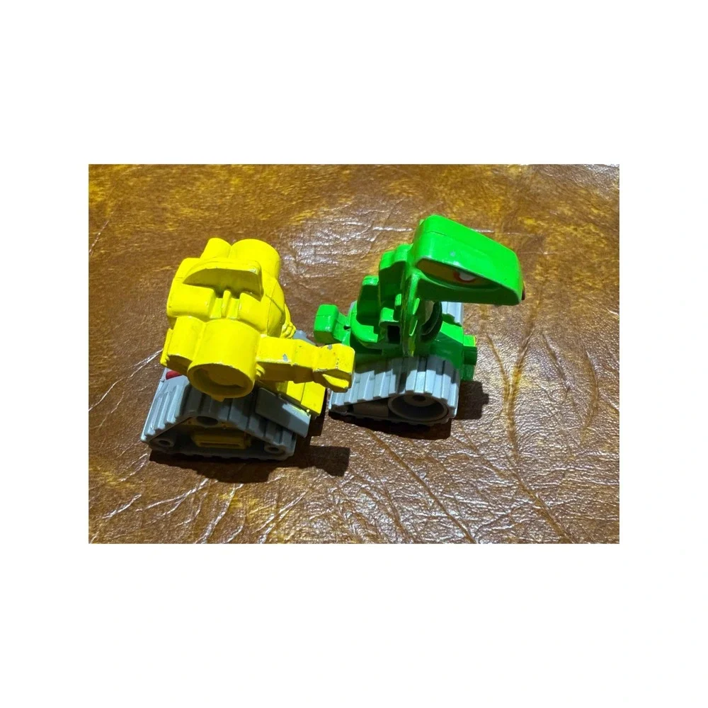 Vintage 1985 Set‎ of 2 Runaway Robots McDonalds Happy Meal Toys